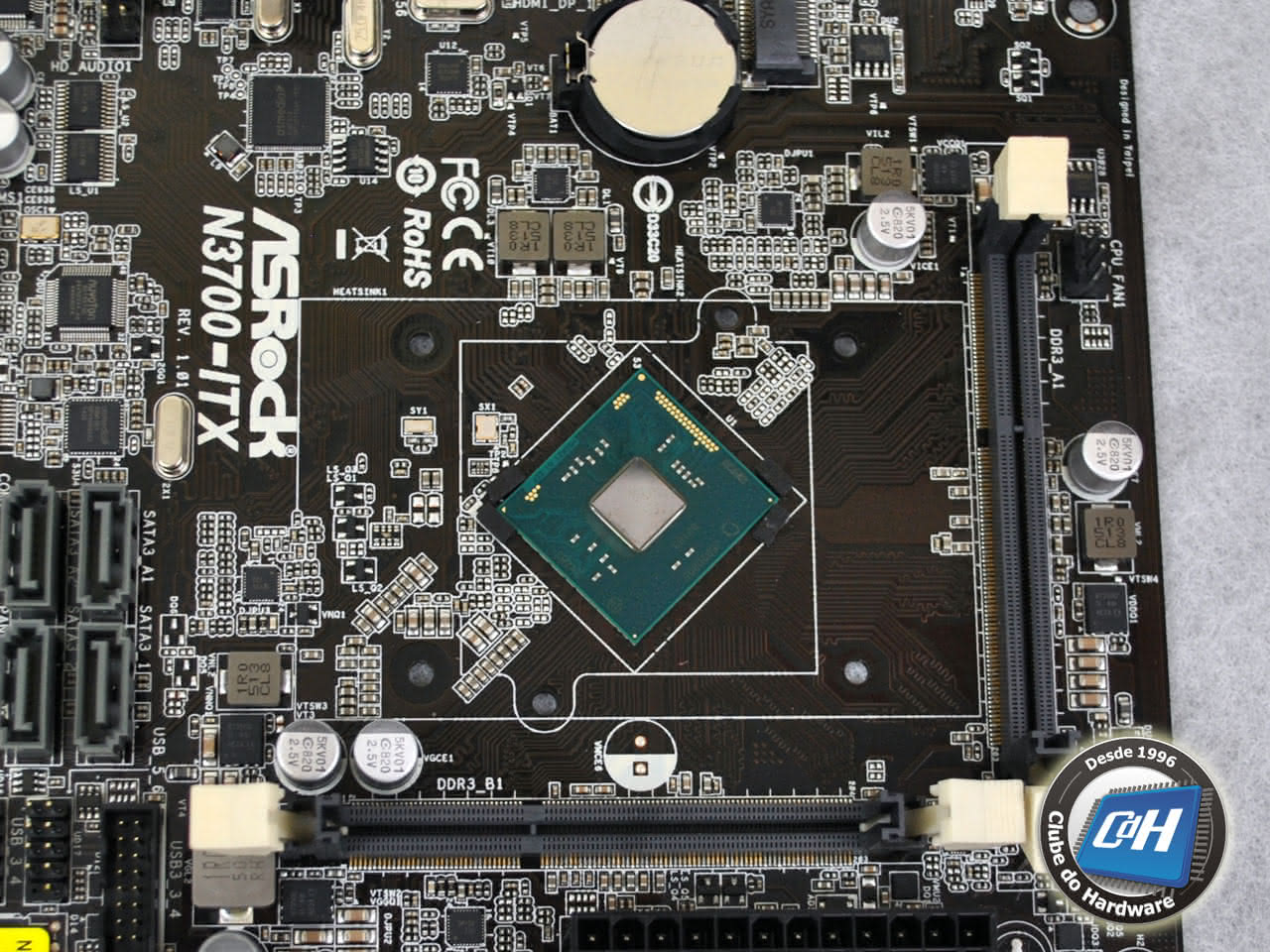 Teste do processador Pentium N3700 - Processadores - Clube do Hardware